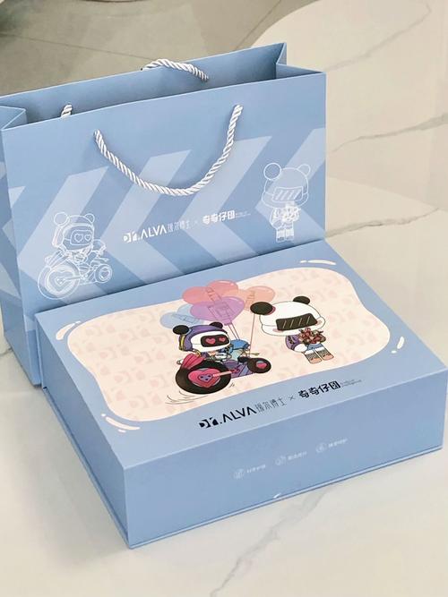 新加坡JCU新生大礼包