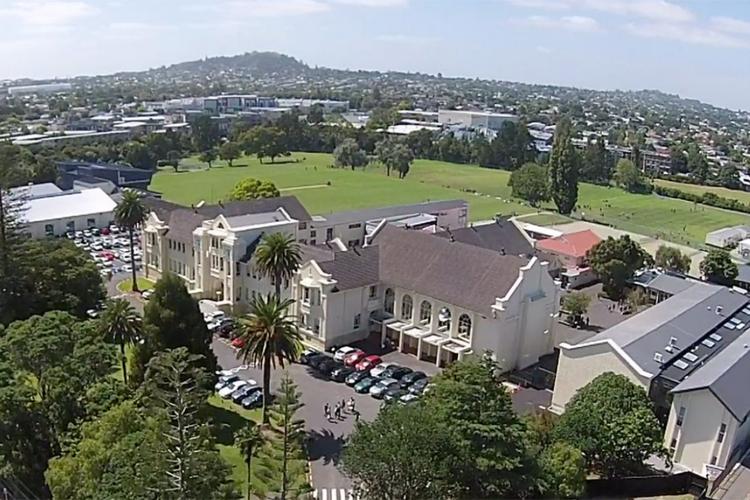 新西兰belmont 学校