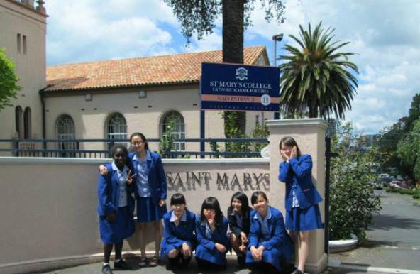 新西兰西湖女子中学选课