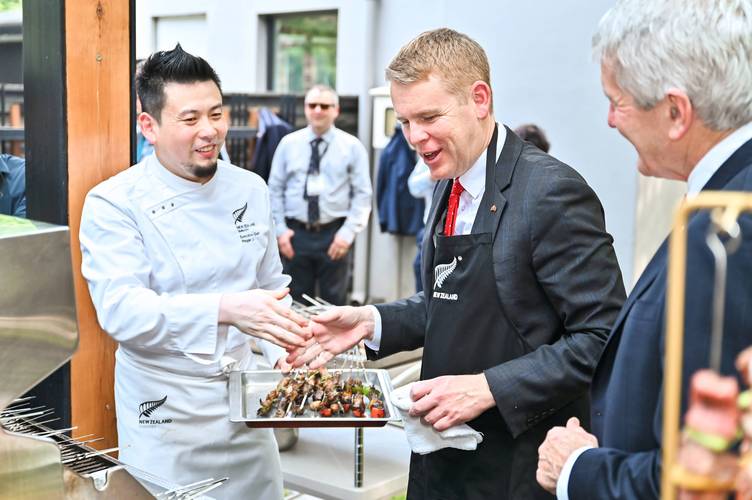 新西兰见面打招呼的礼仪