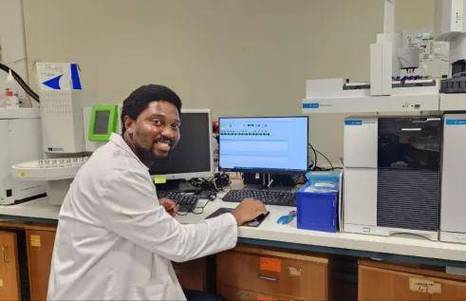 澳洲 硕士 美国 博士