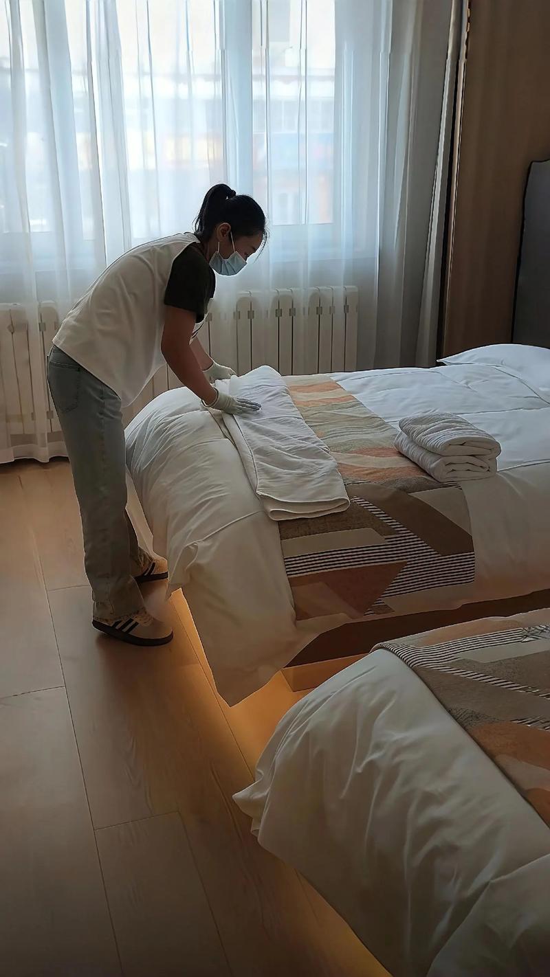 新加坡陪读妈妈酒店保洁