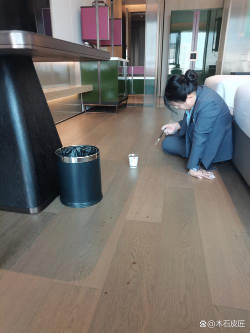 新加坡陪读妈妈酒店保洁